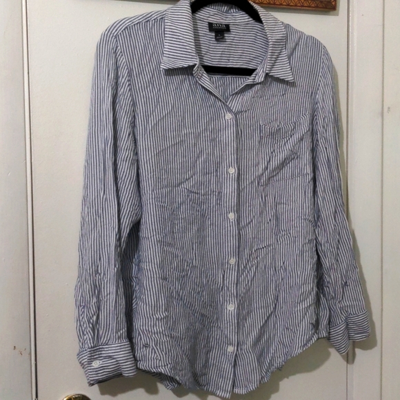 Button Up striped shirt - Picture 1 of 4